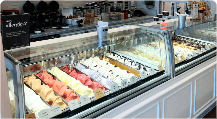 Bacio di Latte - Ice cream showcase
